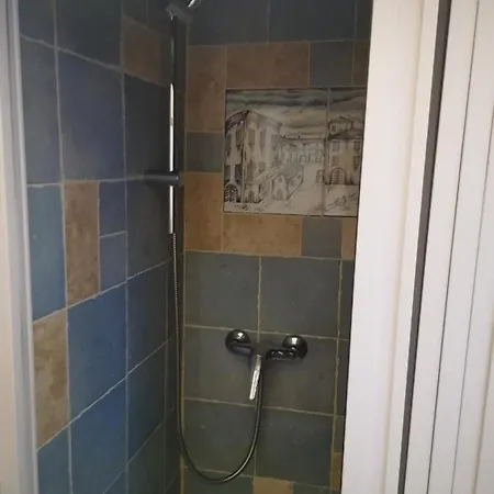 לינה וארוחת בוקר Pantorano 3*