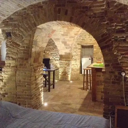 לינה וארוחת בוקר Pantorano